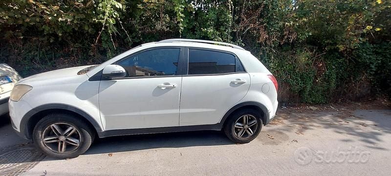 Usata SsangYong Korando 149 CV (109 kW) 2014 Bianco Berlina