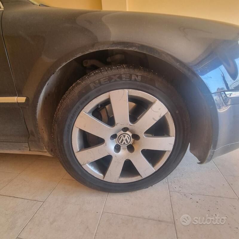 Usado VW Phaeton 233 CV (171 kW) 2008 Negro Berlina