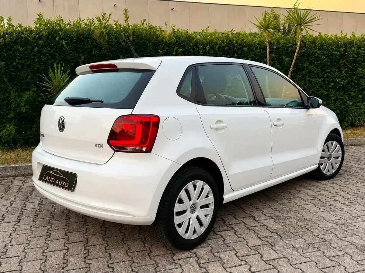 Usata VW Polo 75 CV (55 kW) 2012 Bianco Utilitaria
