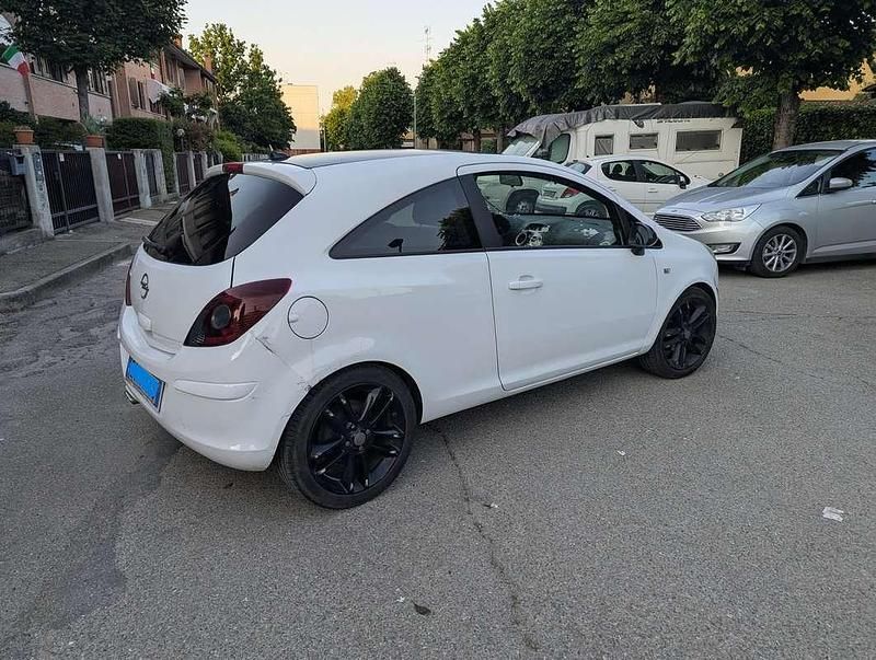 Occasion Opel Corsa 101 ch (74 kW) 2013 Blanc Citadine