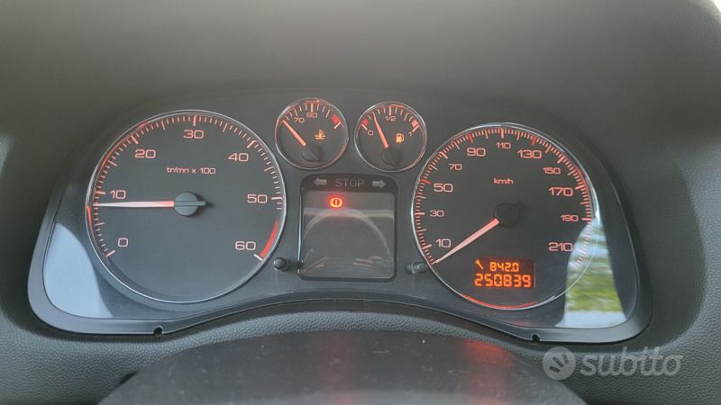 Usata Peugeot 307 110 CV (80 kW) 2009 Nero Berlina