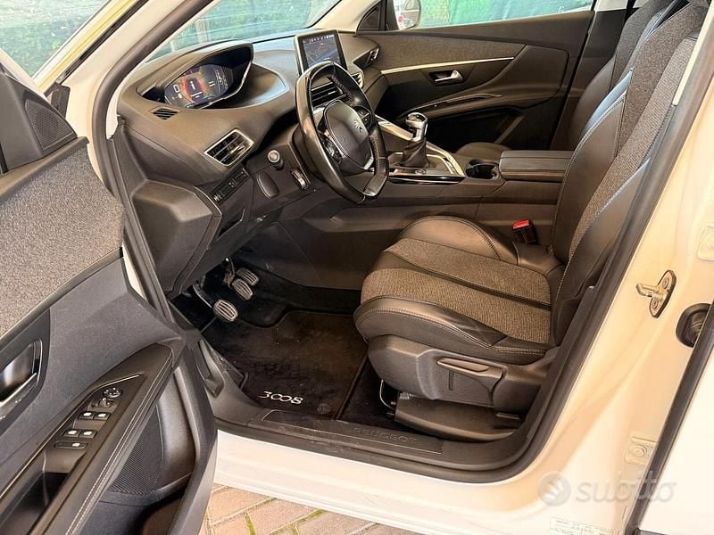 Usata Peugeot 3008 163 CV (119 kW) 2017 Bianco SUV