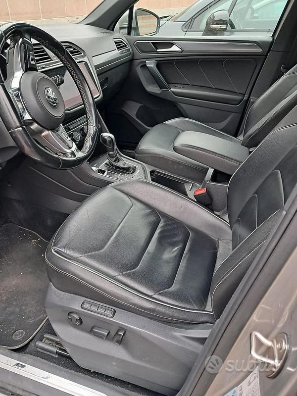Occasion VW Tiguan R-line 193 ch (141 kW) 2018 Gris SUV