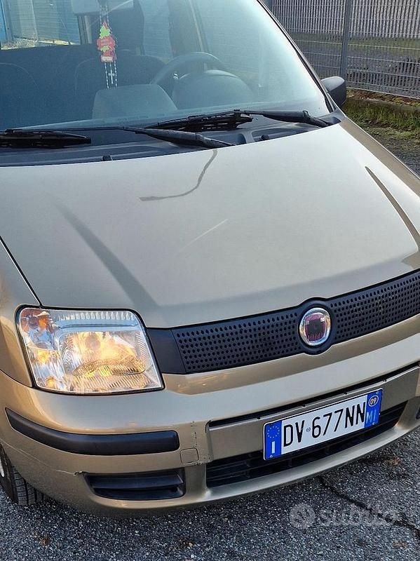 Usata Fiat Panda Active 54 CV (39 kW) 2009 Marrone Berlina
