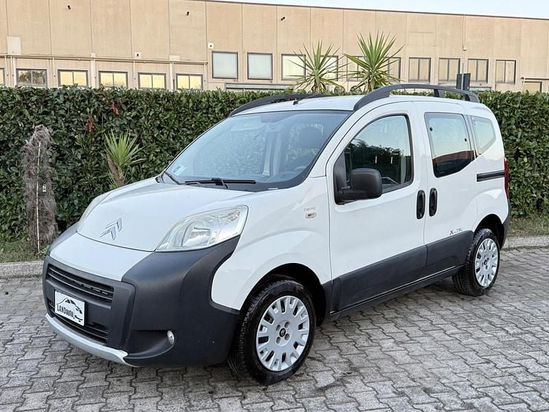 Usata Citroën Nemo 75 CV (55 kW) 2012 Bianco Monovolume