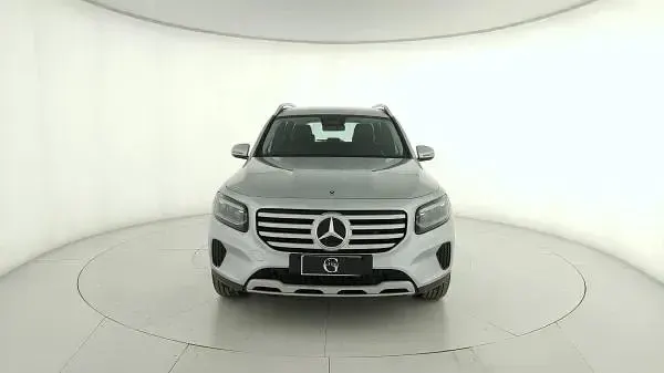 Usata Mercedes GLB180 Advanced 116 CV (85 kW) 2025 Argento SUV