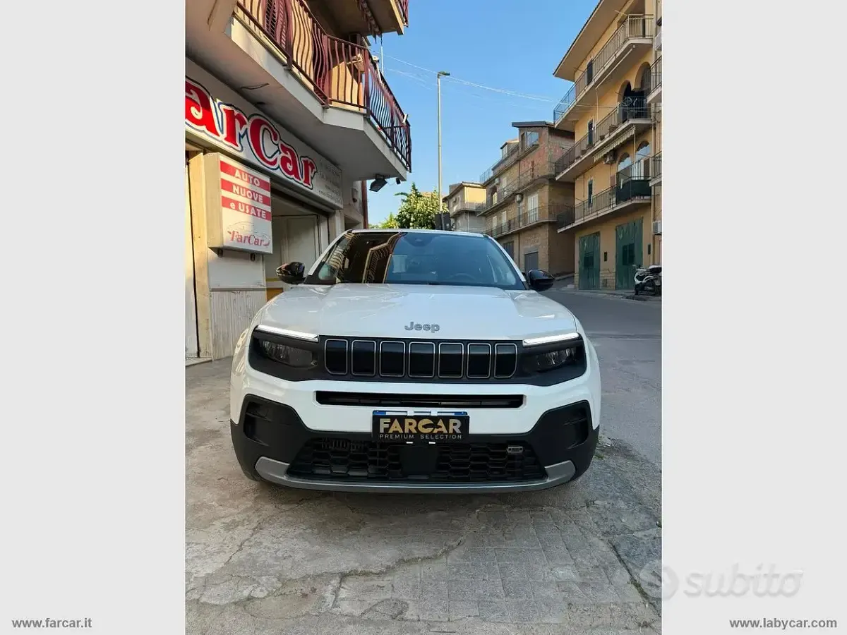 Usata Jeep Avenger Altitude 101 CV (74 kW) 2024 Bianco SUV