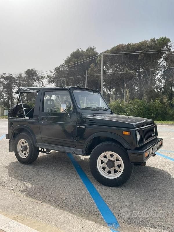 Usata Suzuki Samurai 45 CV (33 kW) 1989 Nero SUV