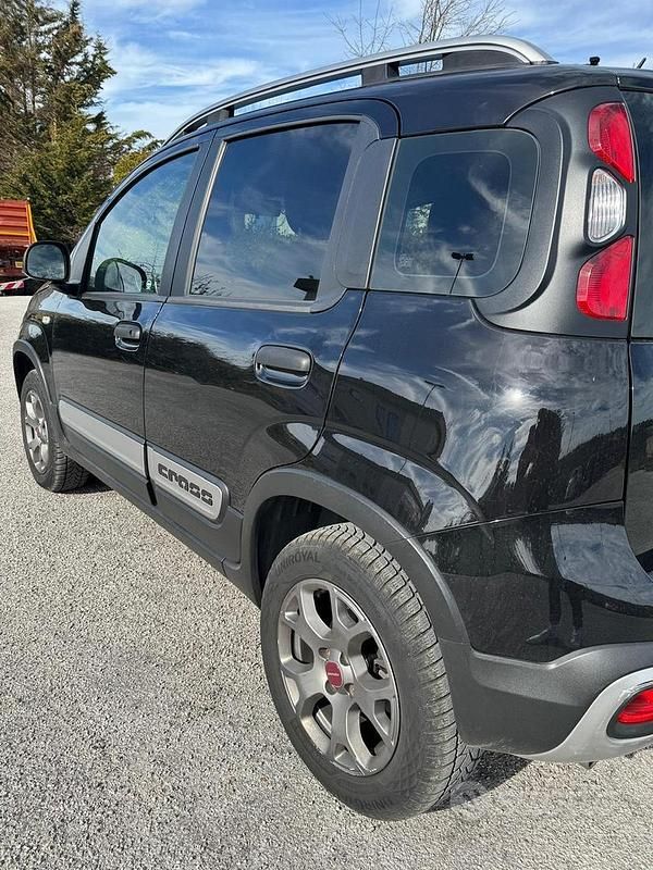 Usata Fiat Panda Cross Cross 95 CV (69 kW) 2018 Nero Utilitaria