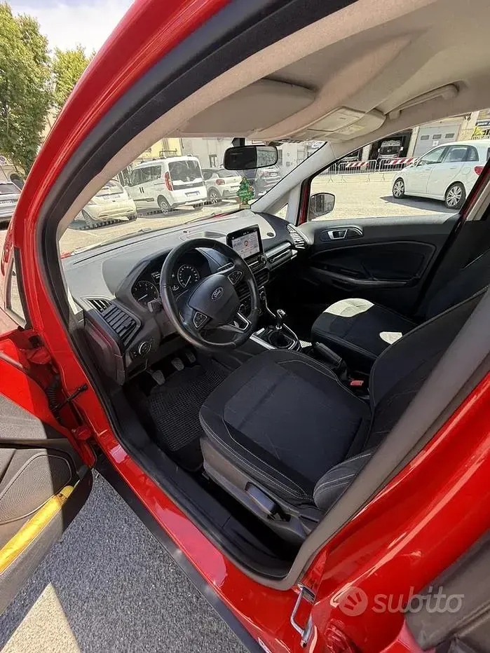 Second-hand Ford Ecosport 99 CP (72 kW) 2020 Roșu SUV