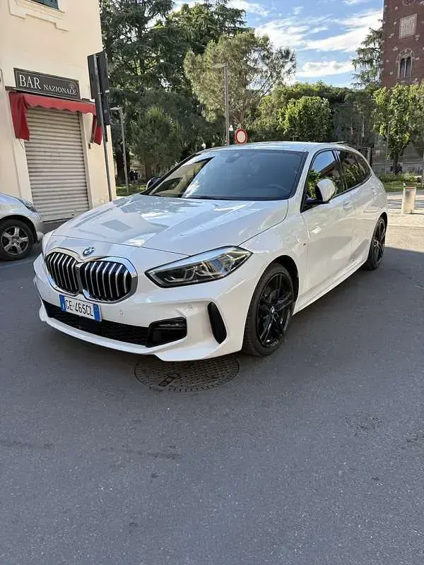 Usata BMW 118 M Sport 150 CV (110 kW) 2021 Bianco Utilitaria