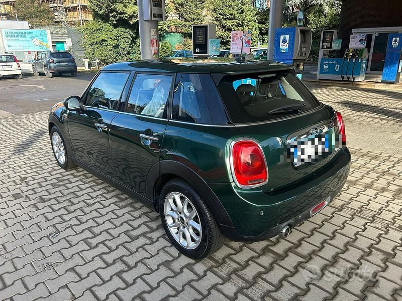Usata Mini ONE 90 CV (66 kW) 2016 Verde Utilitaria