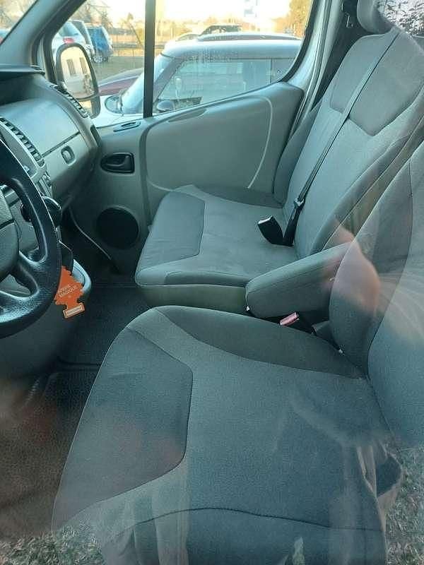 Usata Renault Trafic 116 CV (85 kW) 2008 Grigio Monovolume