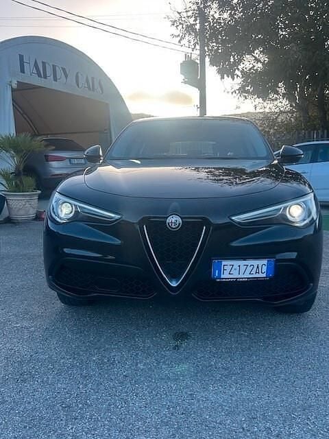 Usata Alfa Romeo Stelvio Executive 190 CV (139 kW) 2019 Nero SUV