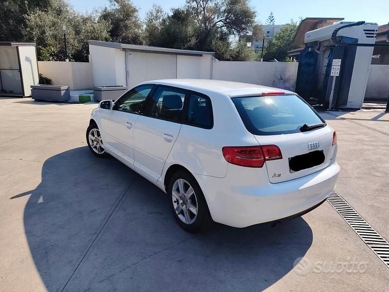 Usata Audi A3 Young 90 CV (66 kW) 2012 Bianco Utilitaria