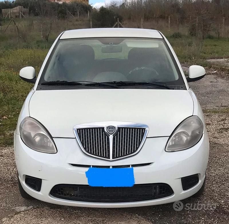 Usata Lancia Ypsilon 2010 Bianco Utilitaria