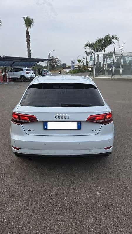 Usata Audi A3 Design 110 CV (80 kW) 2016 Bianco Berlina