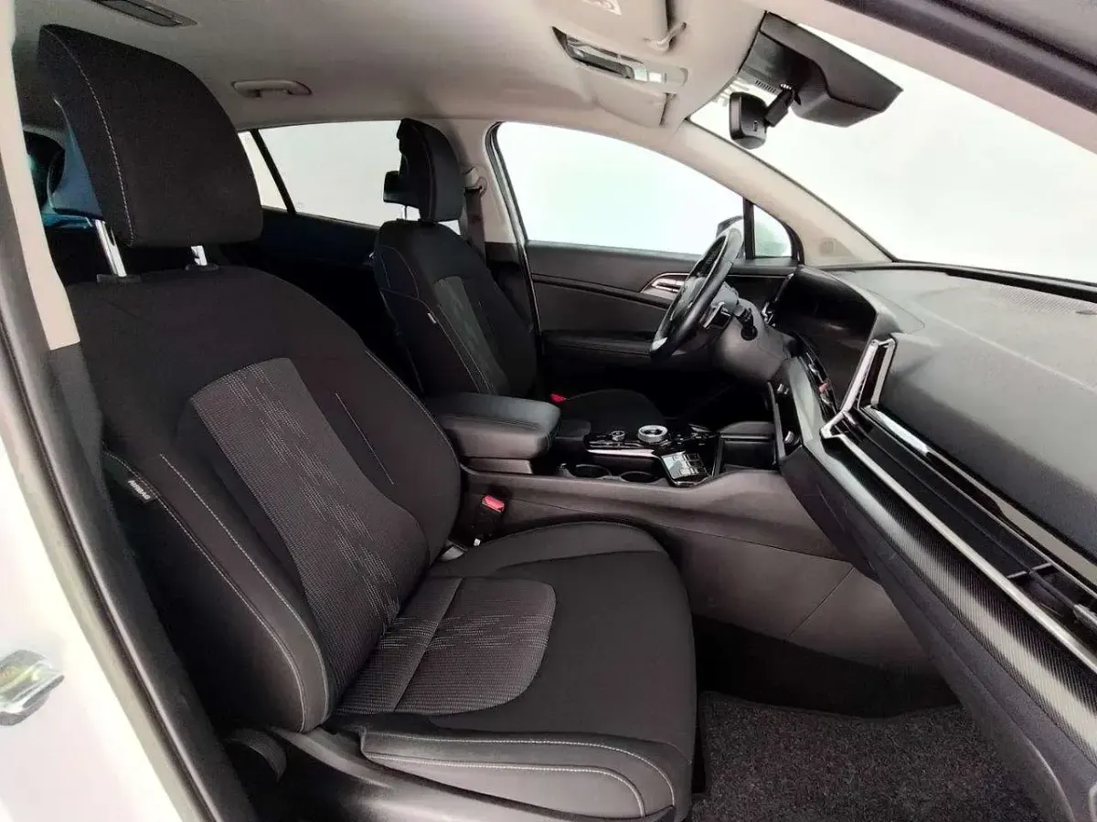 Usata Kia Sportage Style 230 CV (169 kW) 2022 Bianco SUV