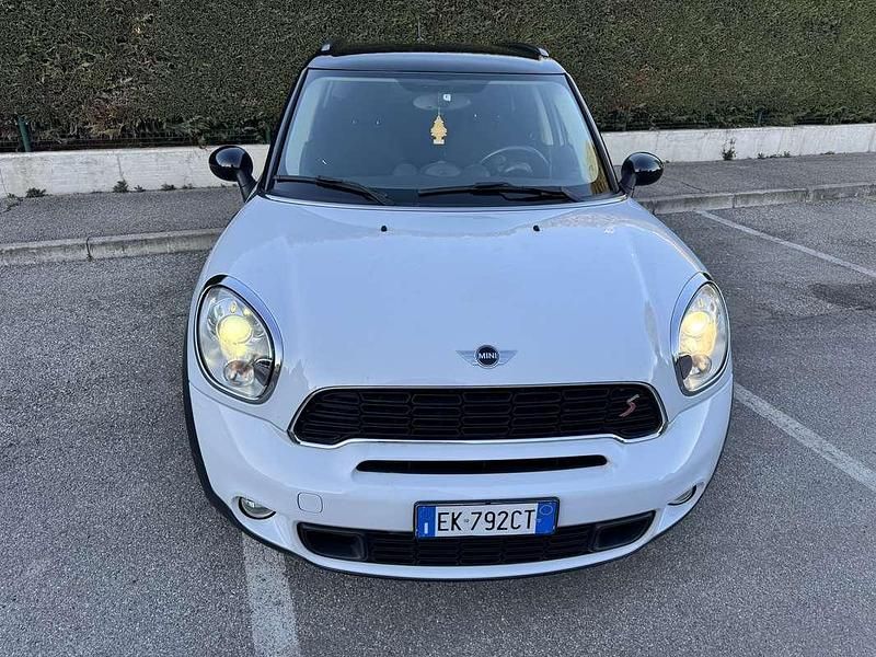 Usata Mini Countryman Premium 184 CV (135 kW) 2011 Bianco SUV