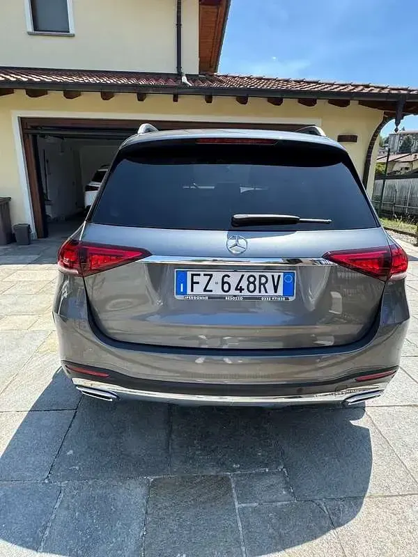 Usata Mercedes GLE300 Premium 245 CV (180 kW) 2020 Grigio SUV