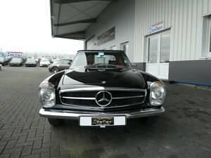 Usata Mercedes 230 150 CV (110 kW) 1967 Nero Cabrio