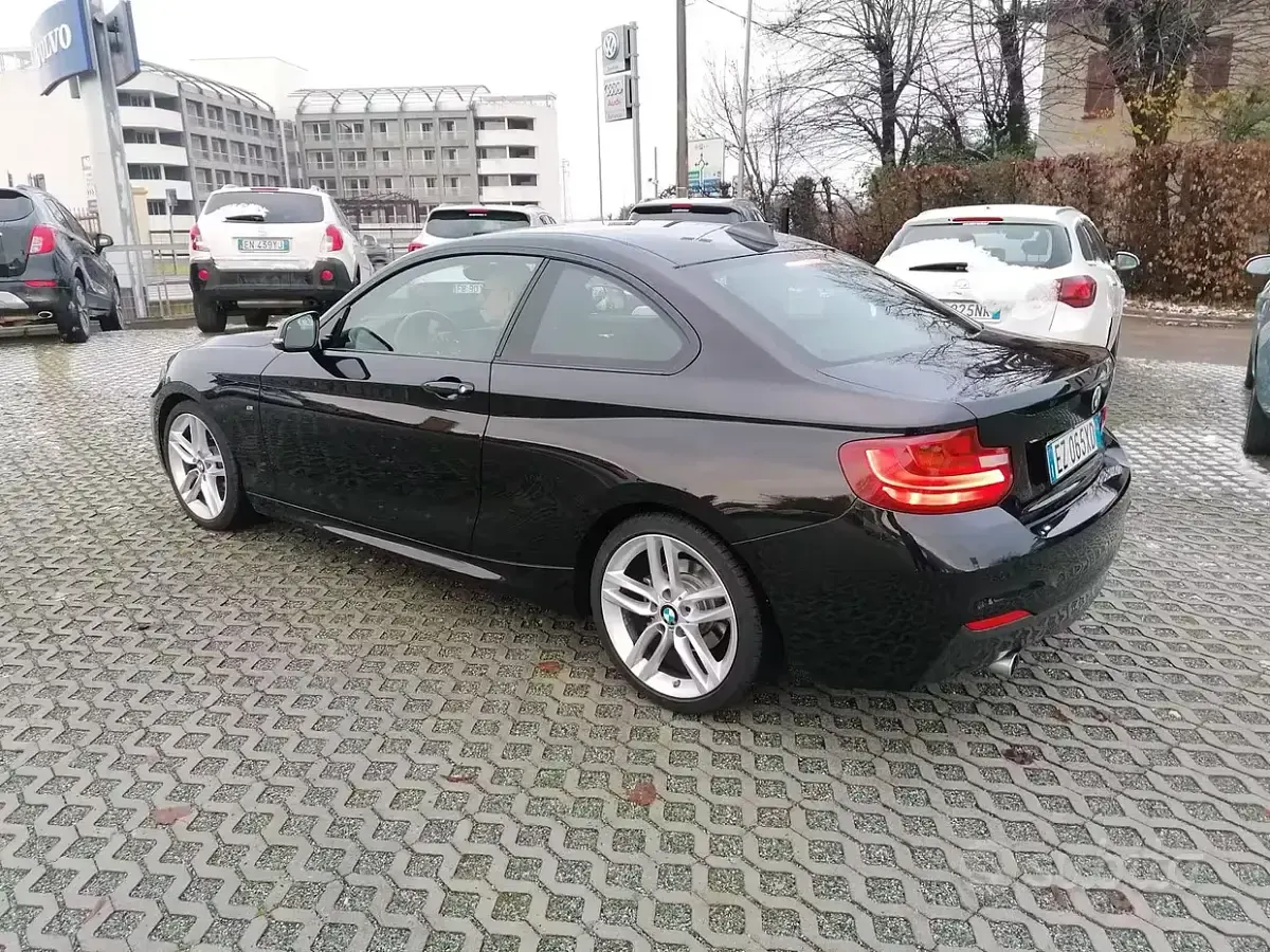 Usata BMW 218 M Sport 143 CV (105 kW) 2015 Nero Coupé