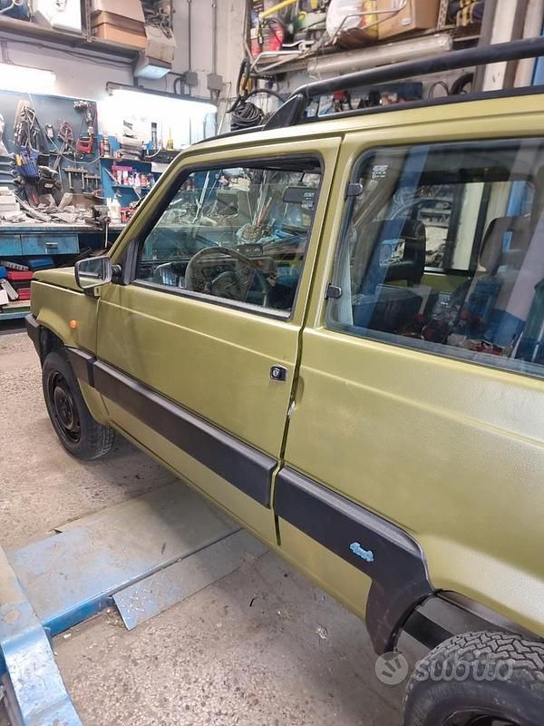 Usata Fiat Panda 4x4 54 CV (39 kW) 2001 Verde Utilitaria
