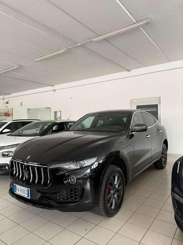 Usata Maserati Levante 275 CV (202 kW) 2017 Nero SUV