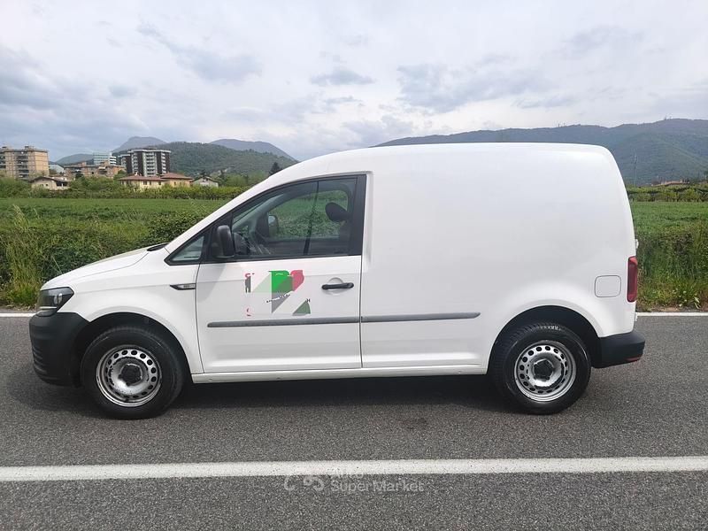 Usata VW Caddy 75 CV (55 kW) 2019 Bianco Monovolume