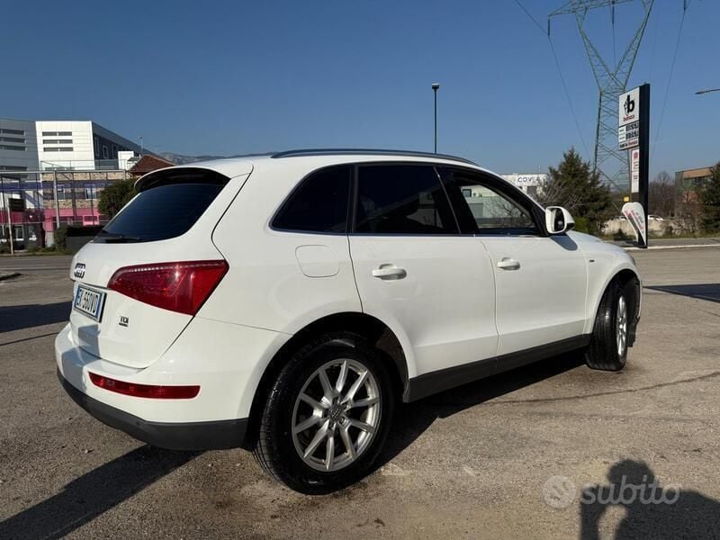Usata Audi Q5 Advanced Plus 170 CV (125 kW) 2011 Bianco SUV