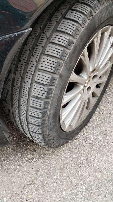 Usata Alfa Romeo 2000 Progression 116 CV (85 kW) 2002 Nero Berlina