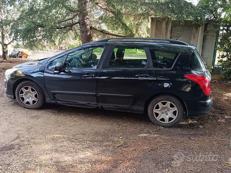 Usata Peugeot 308 110 CV (80 kW) 2008 Nero Station wagon