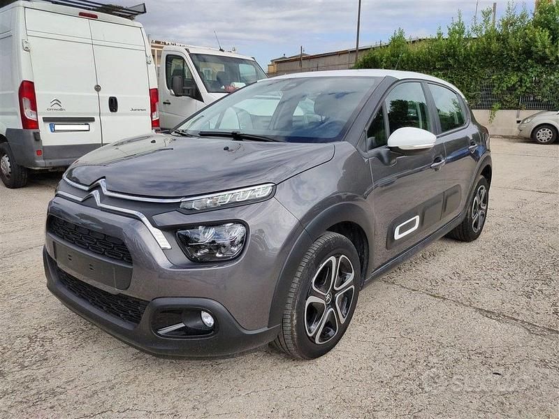 Usata Citroën C3 Feel 110 CV (80 kW) 2022 Grigio metallizzato Utilitaria