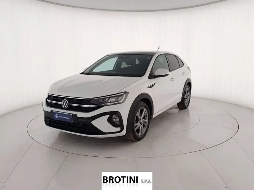 Usata VW Taigo R-line 110 CV (80 kW) 2023 Bianco pastello SUV