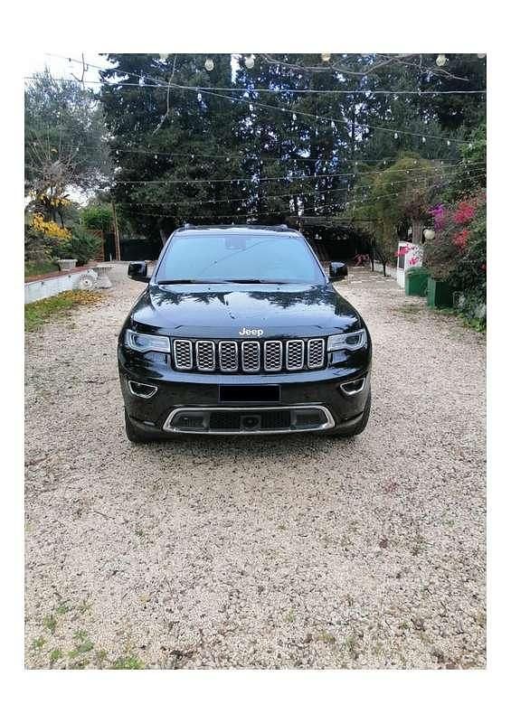 Nero Usata 2017 Jeep Grand Cherokee Overland SUV | 28.000 € (Molto cara) - Immagine 1/4