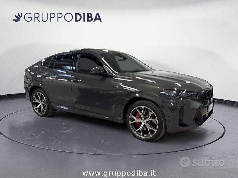 Usata BMW X6 M Sport 298 CV (219 kW) 2025 Grigio SUV