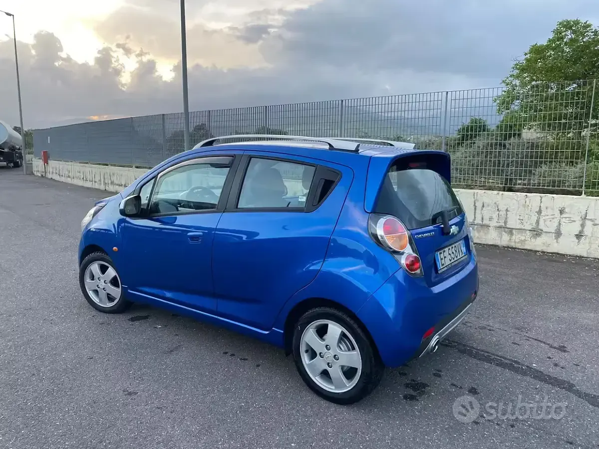 Usata Chevrolet Spark LT 79 CV (58 kW) 2011 Blu Utilitaria