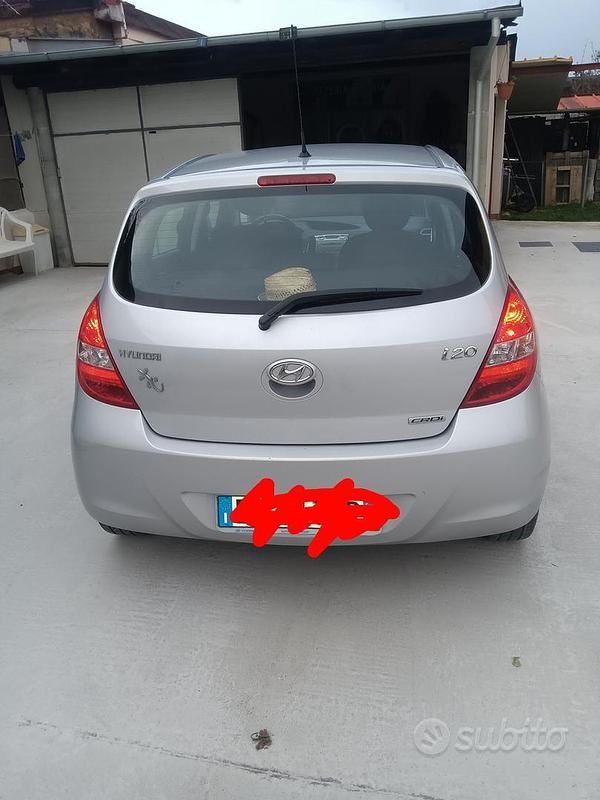 Usata Hyundai i20 75 CV (55 kW) 2010 Grigio Utilitaria