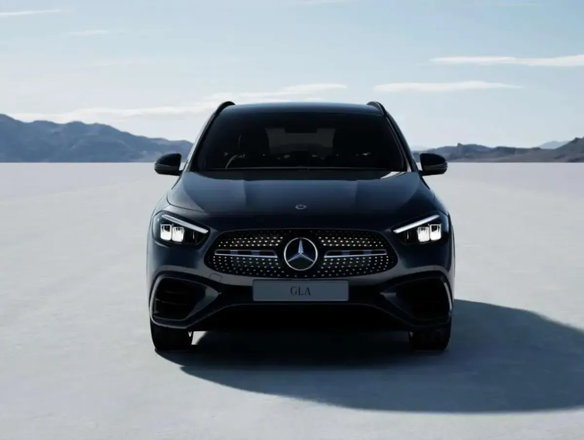 Nuova Mercedes GLA200 150 CV (110 kW) 2025 Nero SUV