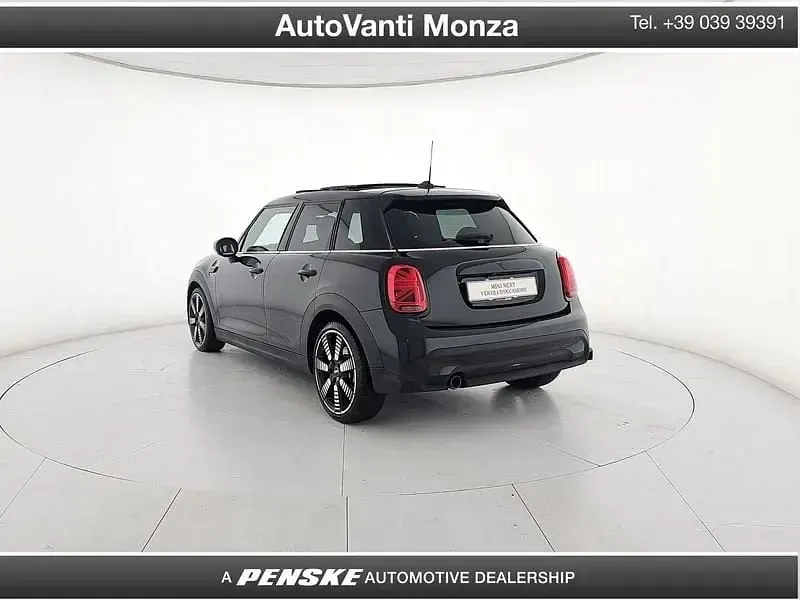 Usata Mini Cooper Classic 136 CV (100 kW) 2023 Nero Utilitaria