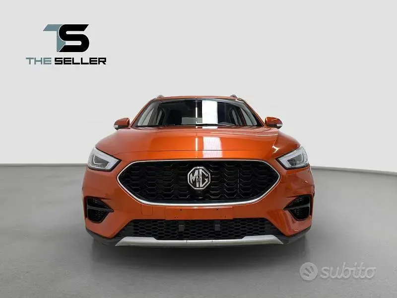 Usata MG ZS 106 CV (77 kW) 2025 Giallo SUV