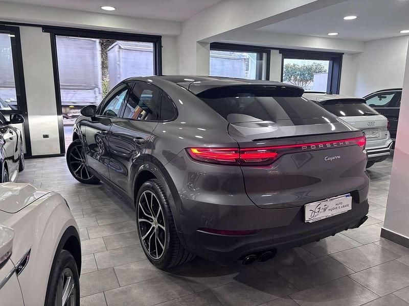 Usata Porsche Cayenne Coupe 340 CV (250 kW) 2019 Grigio Coupé