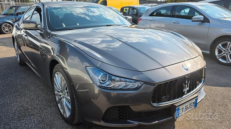 Usata Maserati Ghibli 275 CV (202 kW) 2014 Grigio Berlina