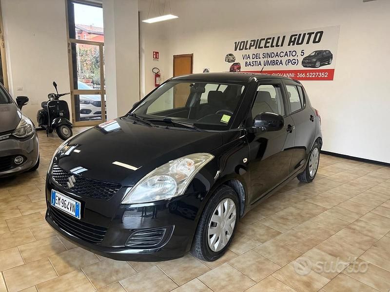 Usata Suzuki Swift 93 CV (68 kW) 2012 Nero Utilitaria