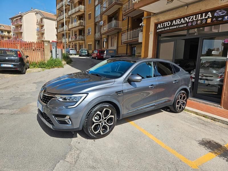 Usata Renault Arkana 93 CV (68 kW) 2023 Grigio SUV