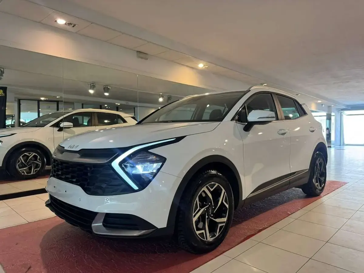 Usata Kia Sportage 136 CV (100 kW) 2023 Bianco SUV