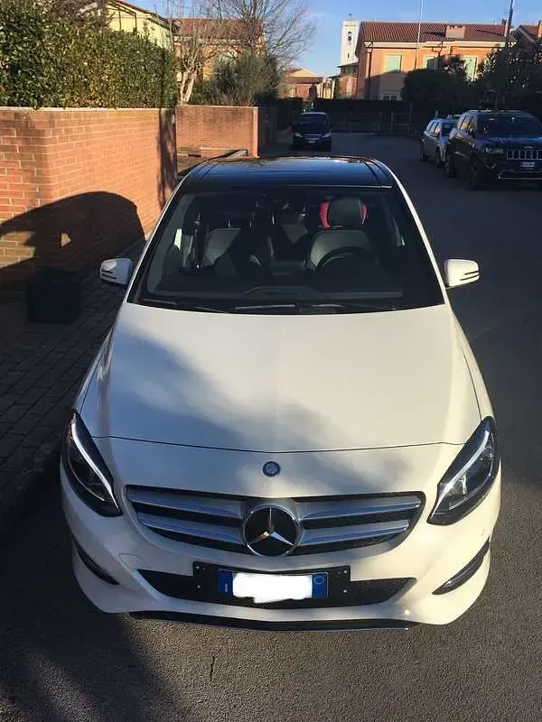 Usata Mercedes B200 136 CV (100 kW) 2016 Utilitaria