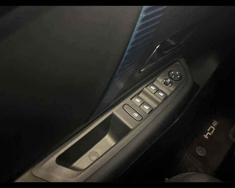 Usata Citroën e-C4 Shine 100 kW (136 CV) 2023 Bianco Berlina