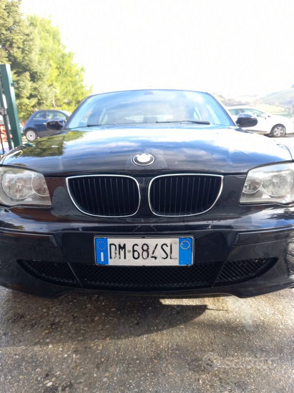 Nero Usata 2008 BMW 118 Due volumi | 4500 € (Ottimo prezzo) - Immagine 1/4