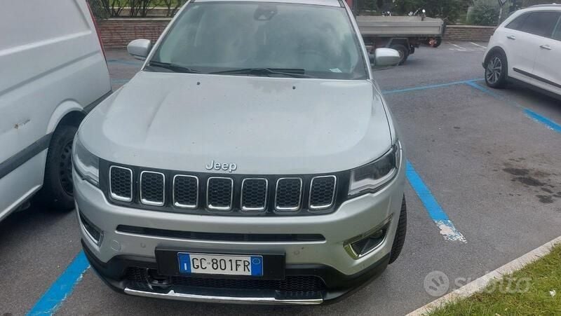 Grigio Usata 2020 Jeep Compass SUV | 15.000 € (Super prezzo) - Immagine 1/4